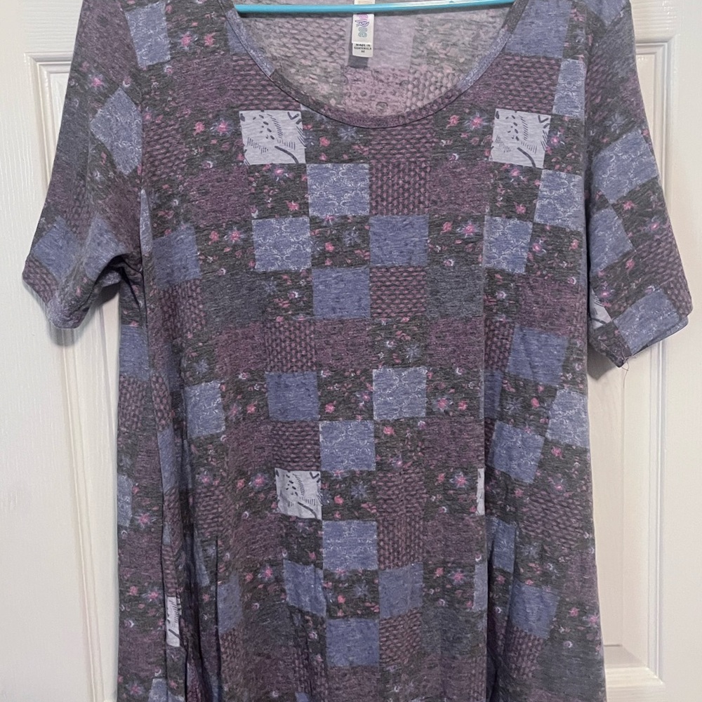 LuLaRoe Purple and Gray Checkered Short Sleeve Top